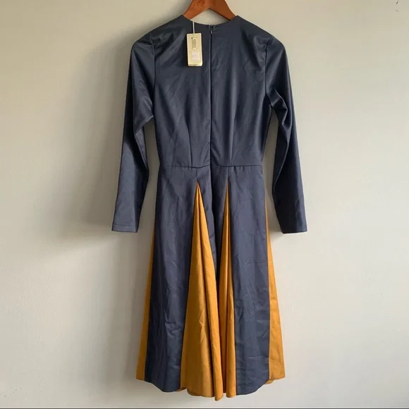 Carlucci Colorblock Pleated Dress mustard - Picture 5 of 9